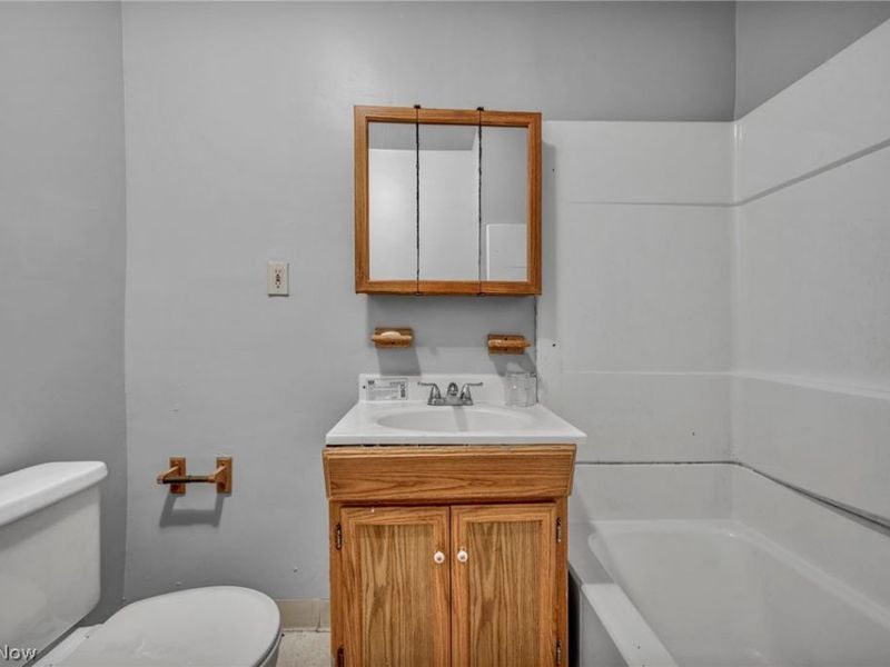 12805 Parkhill Avenue , Cleveland, OH 44120 Photo 27