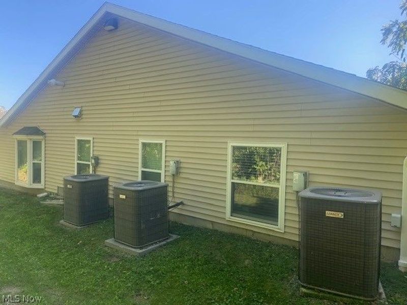 238 S Meridian, Youngstown, OH 44509 Photo 26