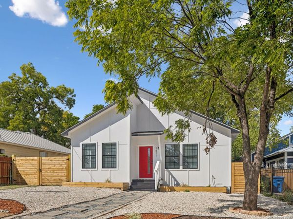 1611 W French PL, San Antonio, TX 78201