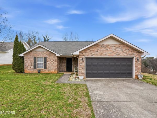 707 Shane Drive, Maryville, TN 37804