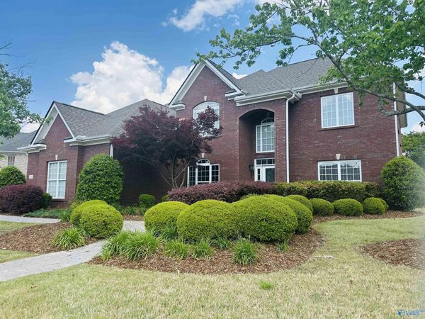 3049 Twelvestones Road SE, Owens Cross Roads, AL 35763