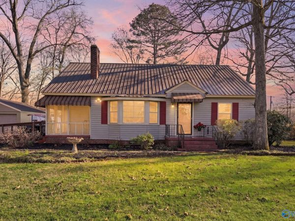 214 Oakland Avenue, Boaz, AL 35957
