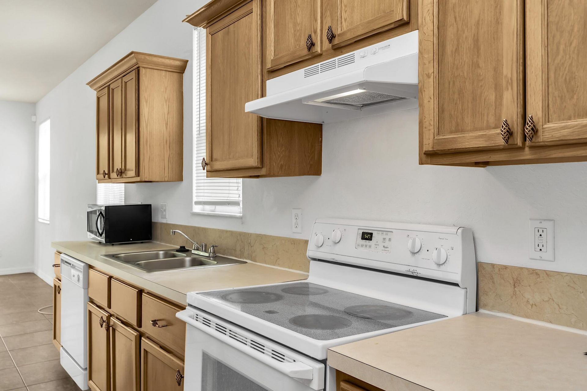 771 Pipers Cay Drive, West Palm Beach, FL 33415 Photo