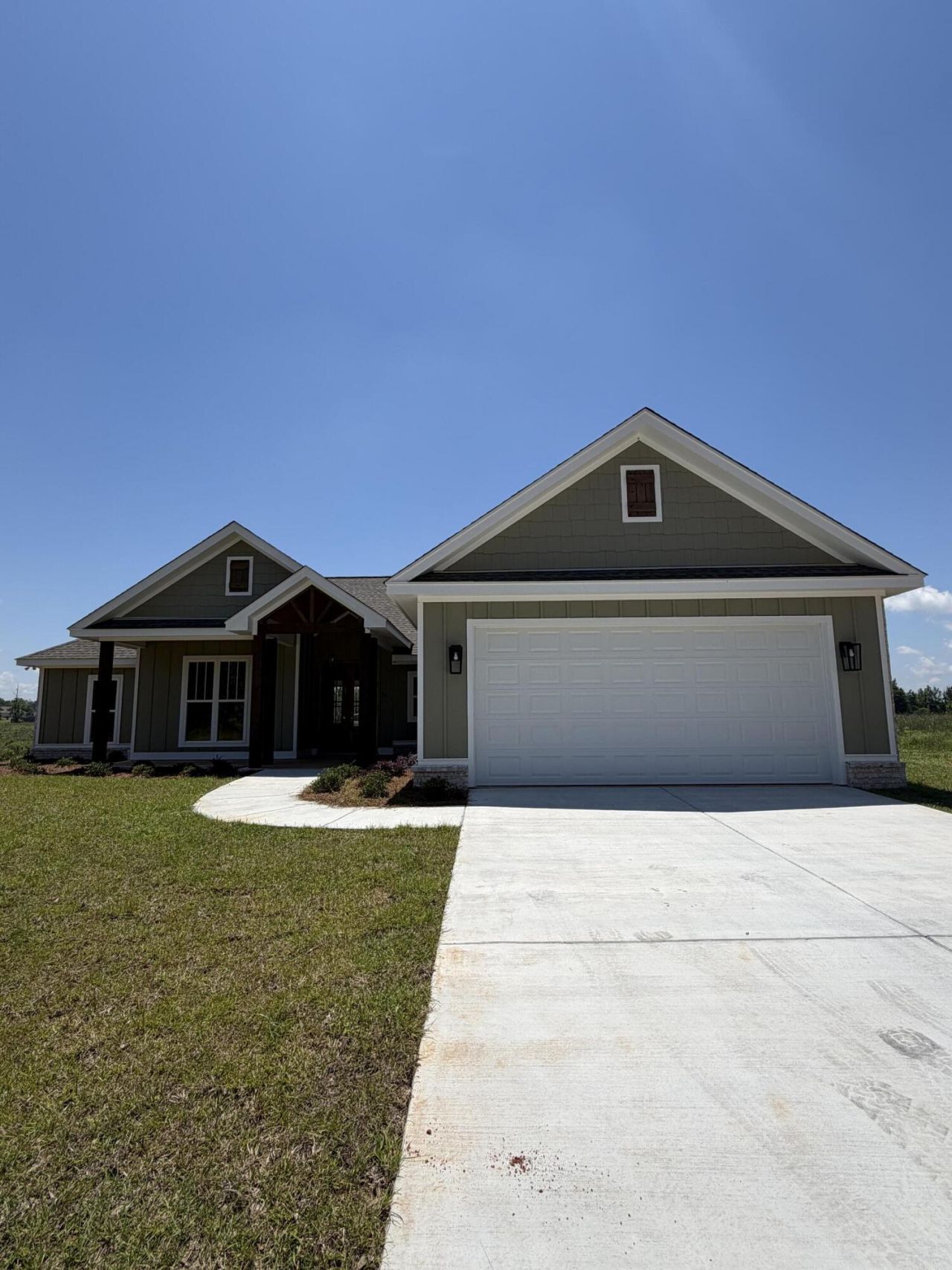 121 MICAWBER Loop Hattiesburg, MS 39402