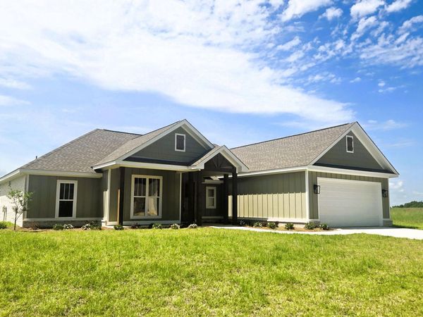 121 MICAWBER Loop, Hattiesburg, MS 39402