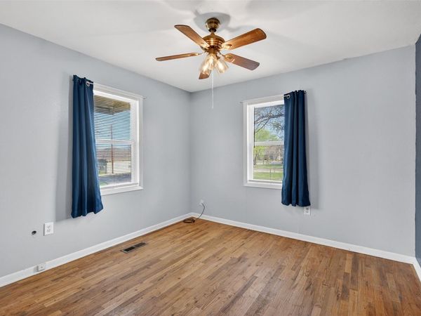 707 Brown ST , Lampasas, TX 76550