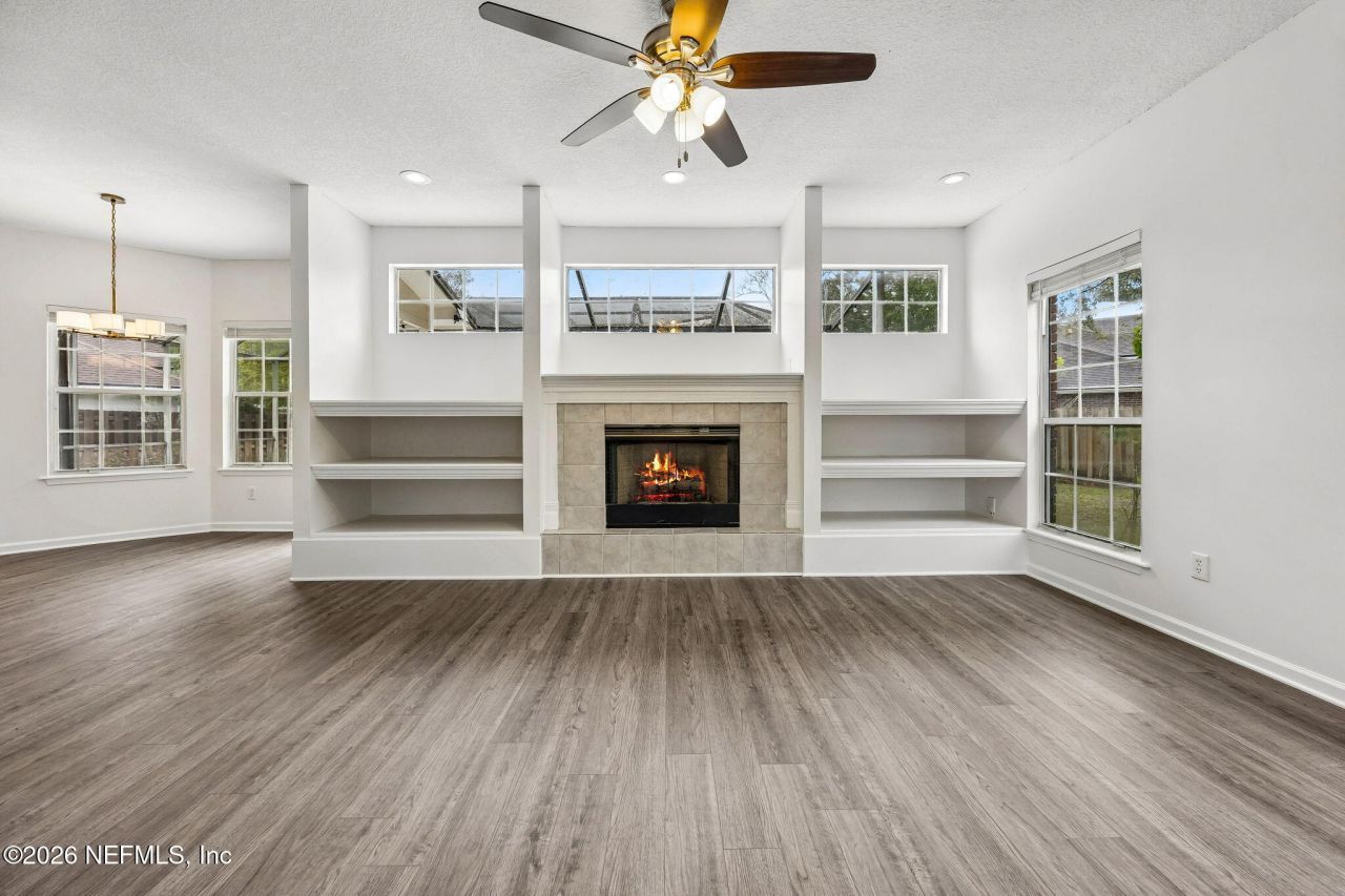 5608 Crest Creek Drive, Jacksonville, FL 32258 Photo