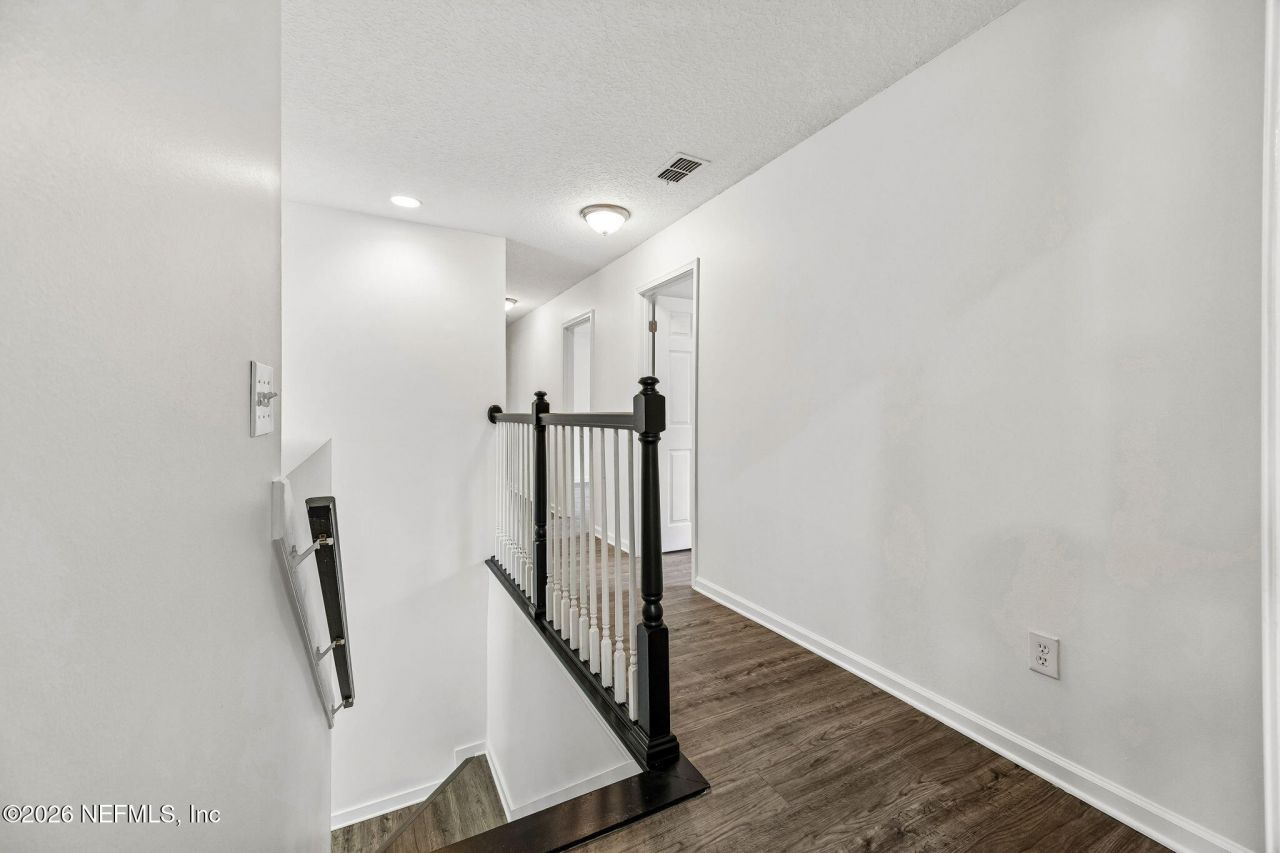 5608 Crest Creek Drive, Jacksonville, FL 32258 Photo