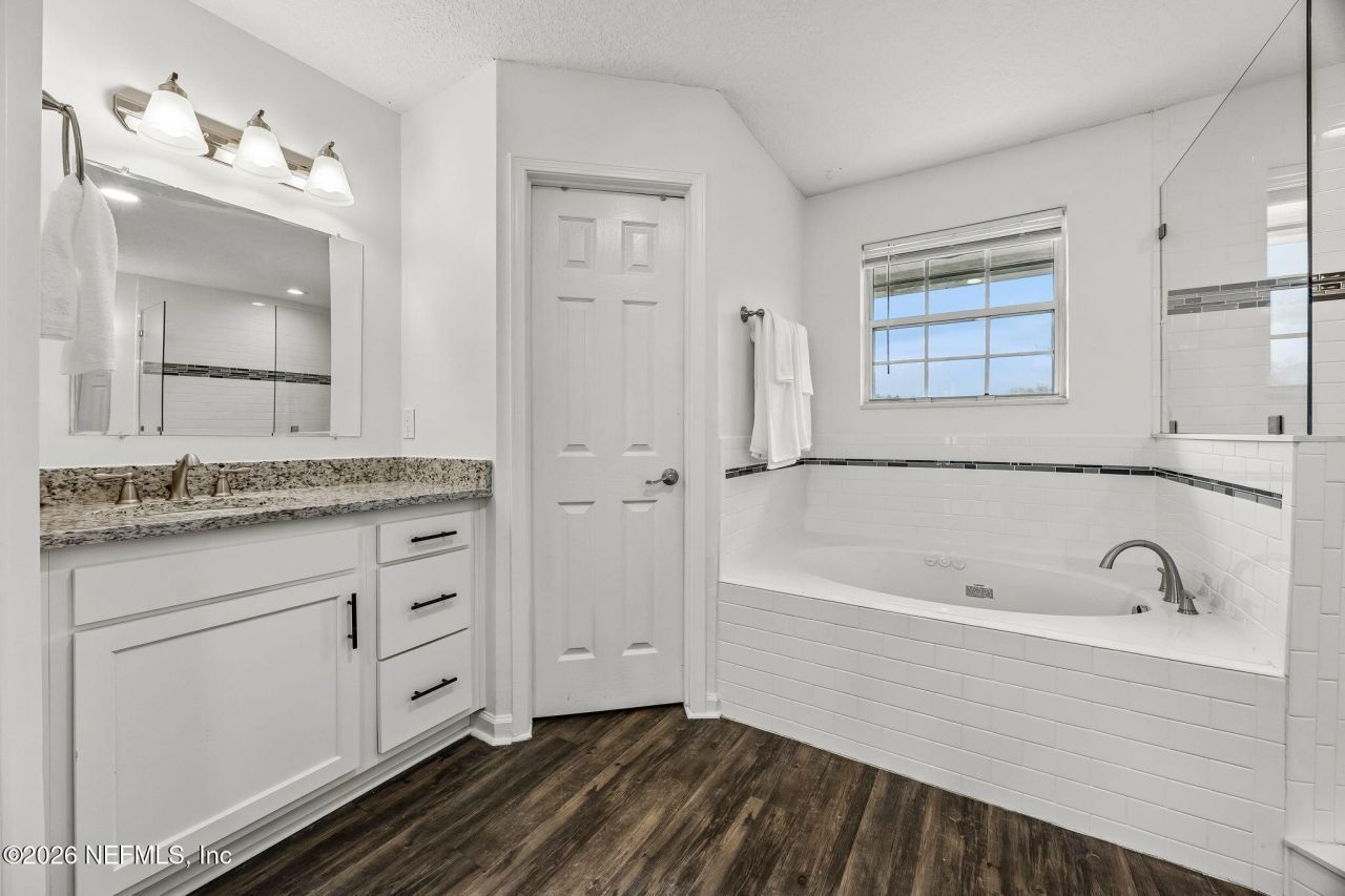 5608 Crest Creek Drive, Jacksonville, FL 32258 Photo