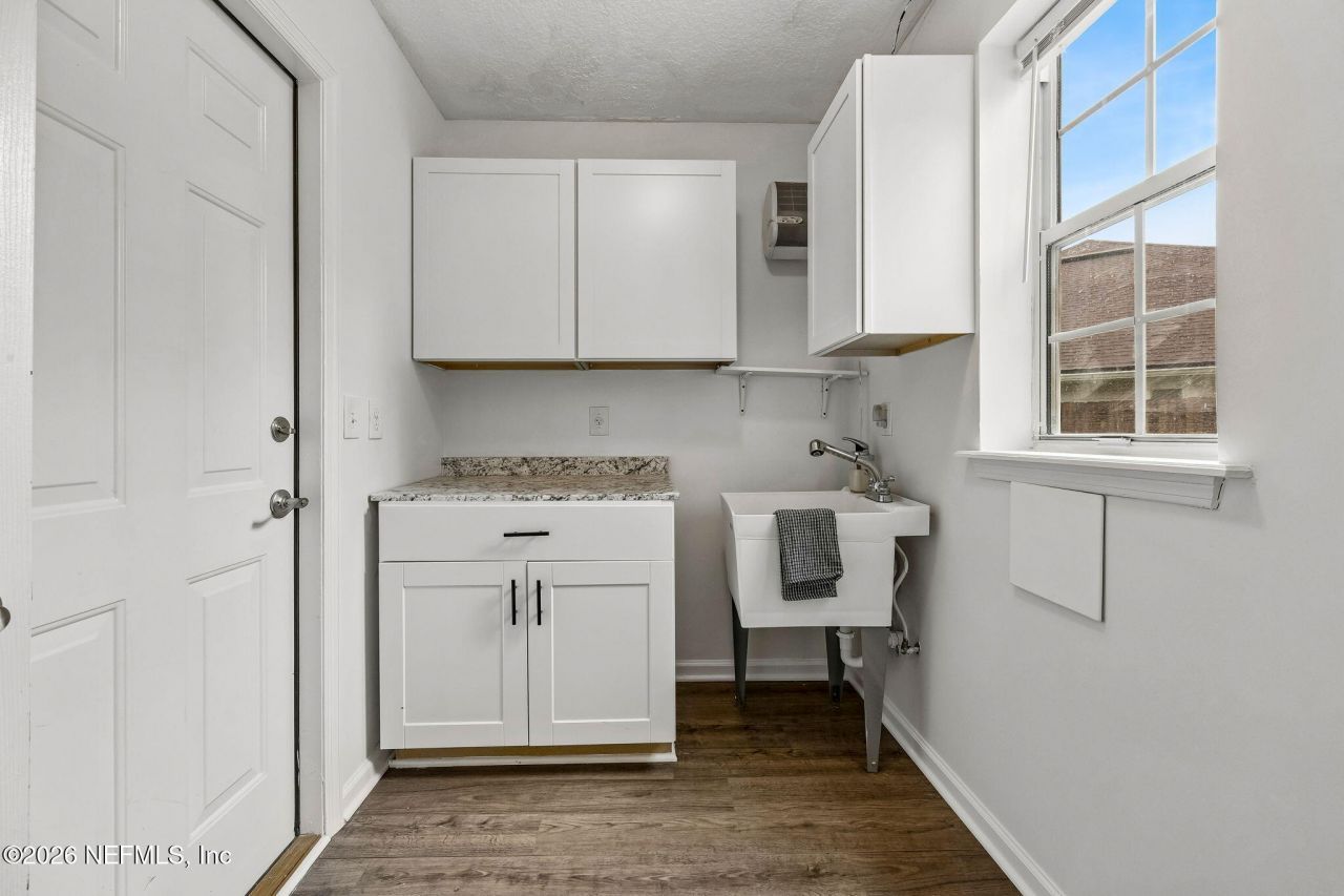 5608 Crest Creek Drive, Jacksonville, FL 32258 Photo