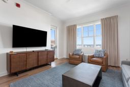 5802 Palmetto photo 4