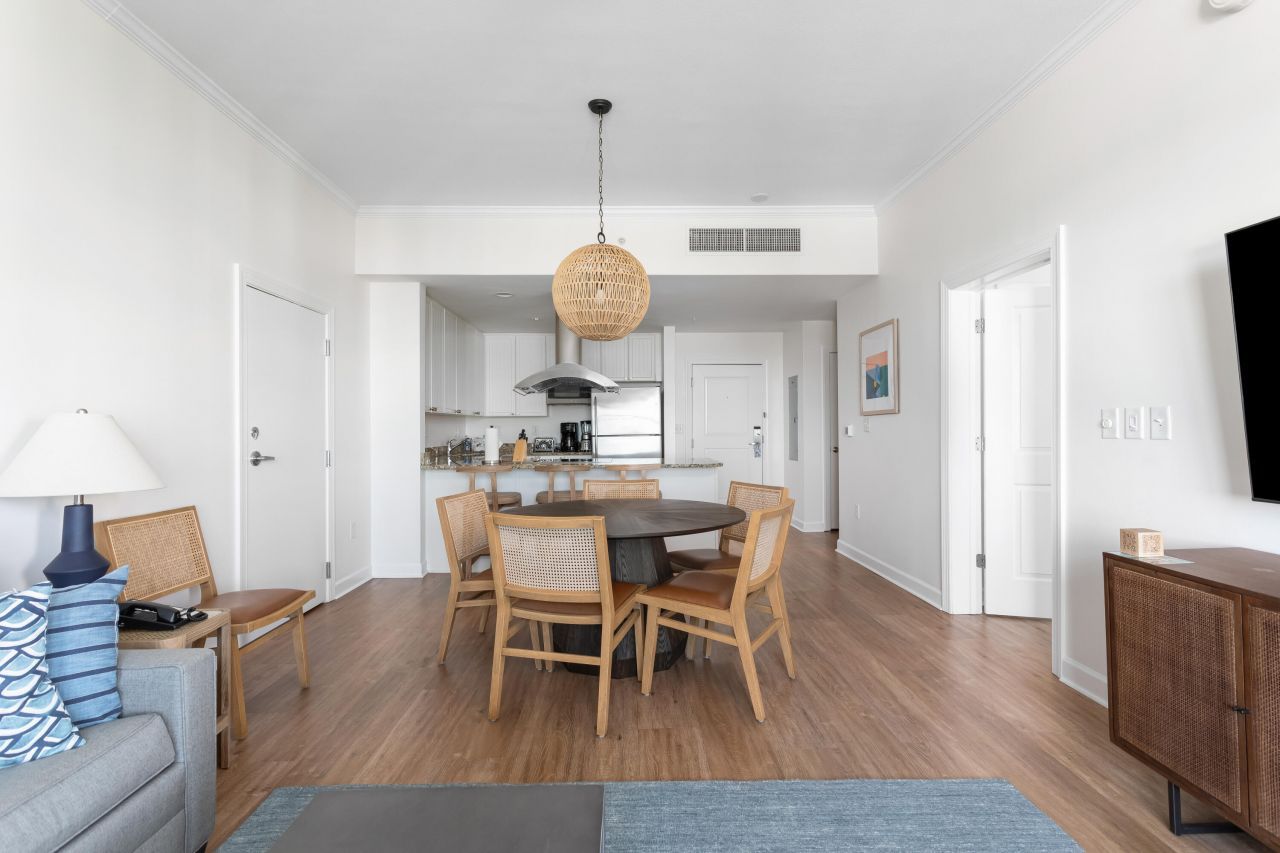 5802 Palmetto Photo 4