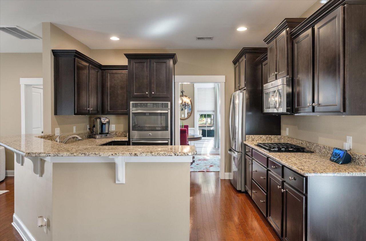 2591 Rutherford Way Photo 18