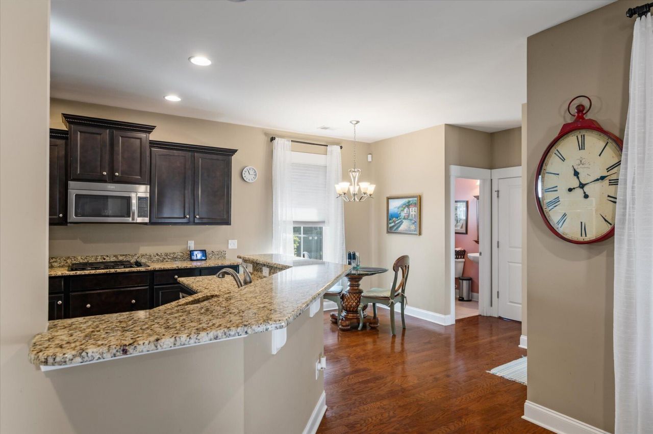 2591 Rutherford Way Photo 19