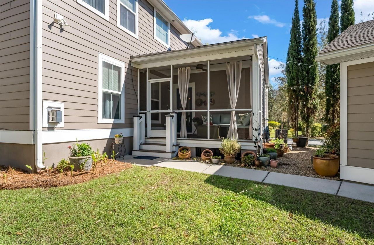 2591 Rutherford Way Photo 35