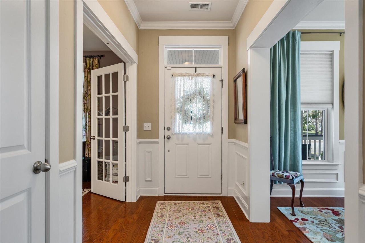 2591 Rutherford Way Photo 6