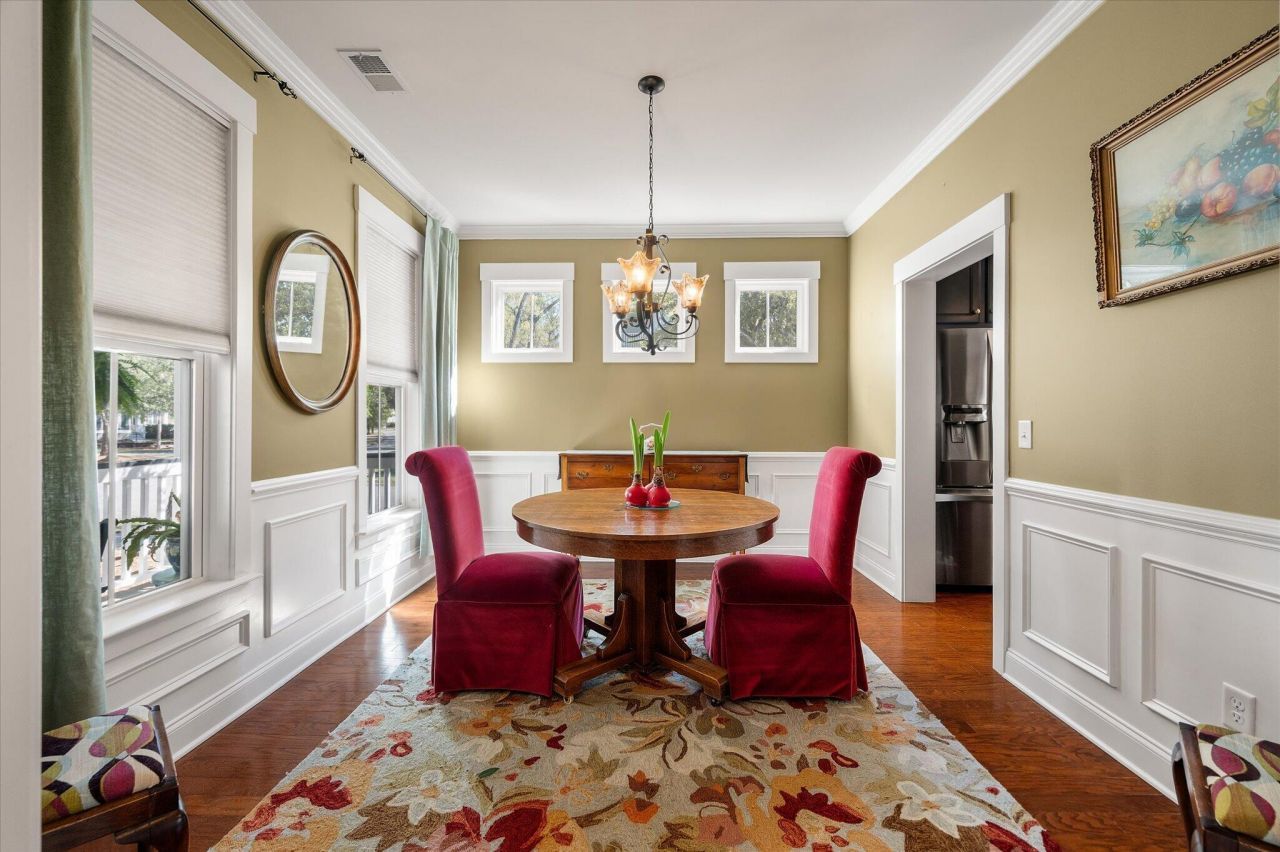 2591 Rutherford Way Photo 9