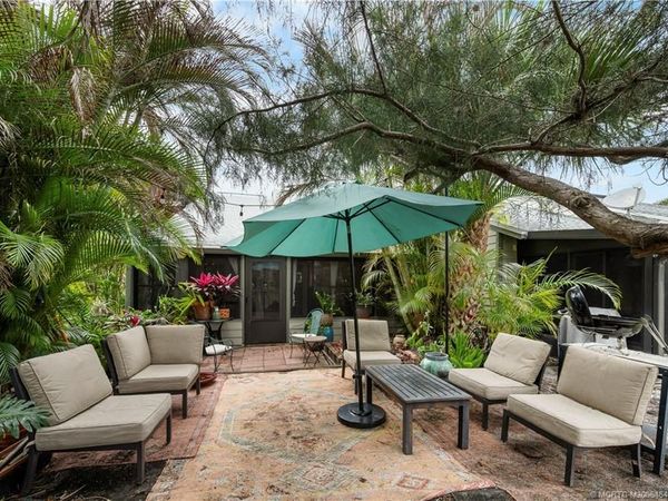 3293 NE Holly Creek Drive, Jensen Beach, FL 34957