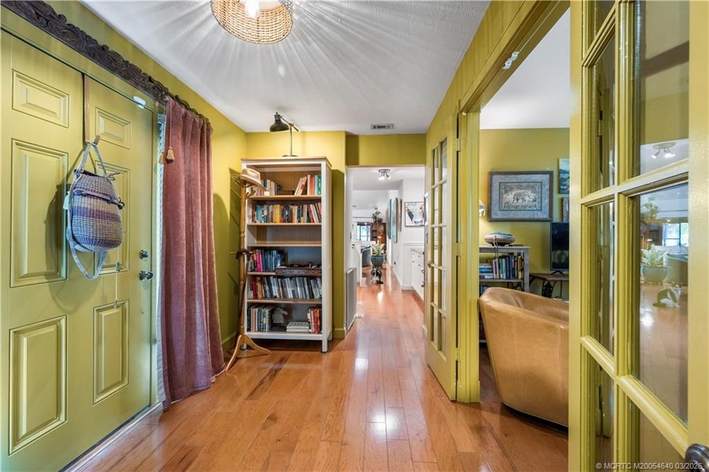 3293 NE Holly Creek Drive, Jensen Beach, FL 34957 Photo