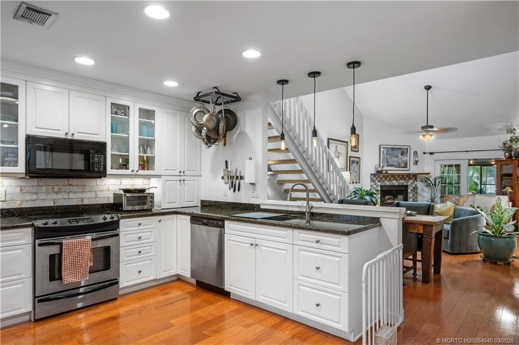 3293 NE Holly Creek Drive, Jensen Beach, FL 34957 Photo