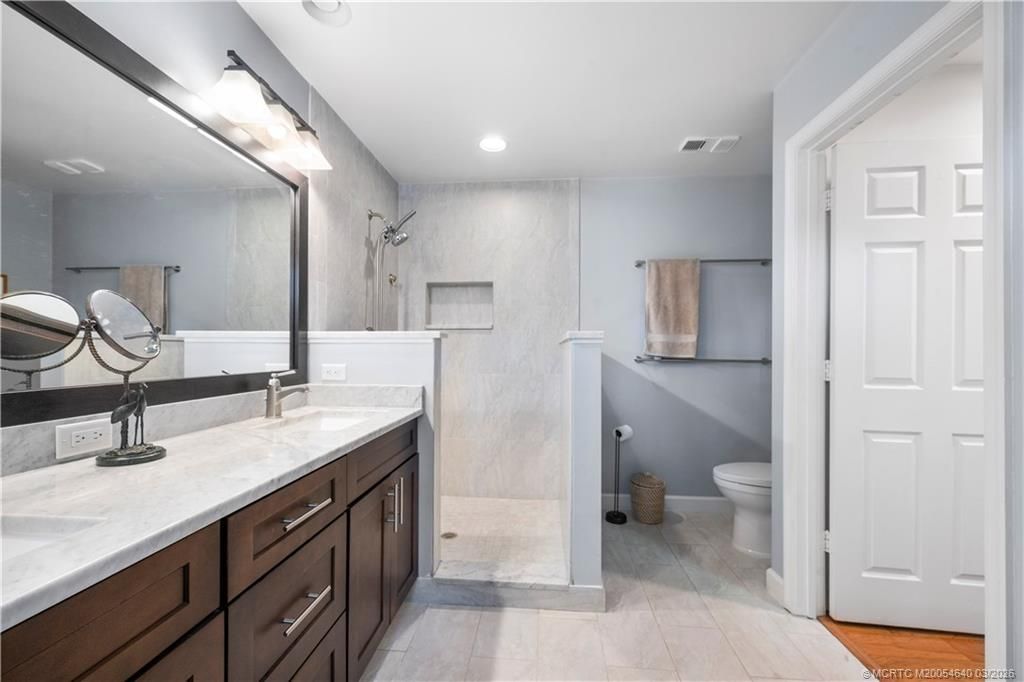 3293 NE Holly Creek Drive, Jensen Beach, FL 34957 Photo