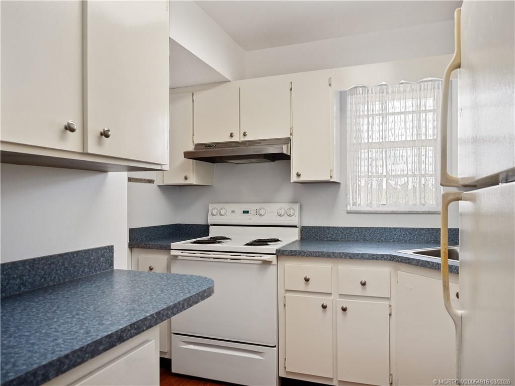 1961 SW Palm City Road, Unit J, Stuart, FL 34994 Photo