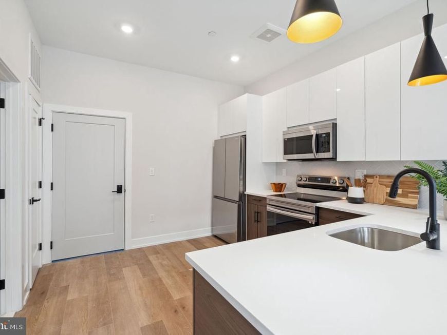720 W Thompson Street, Unit 1B-406, Philadelphia, PA 19122 Main Photo