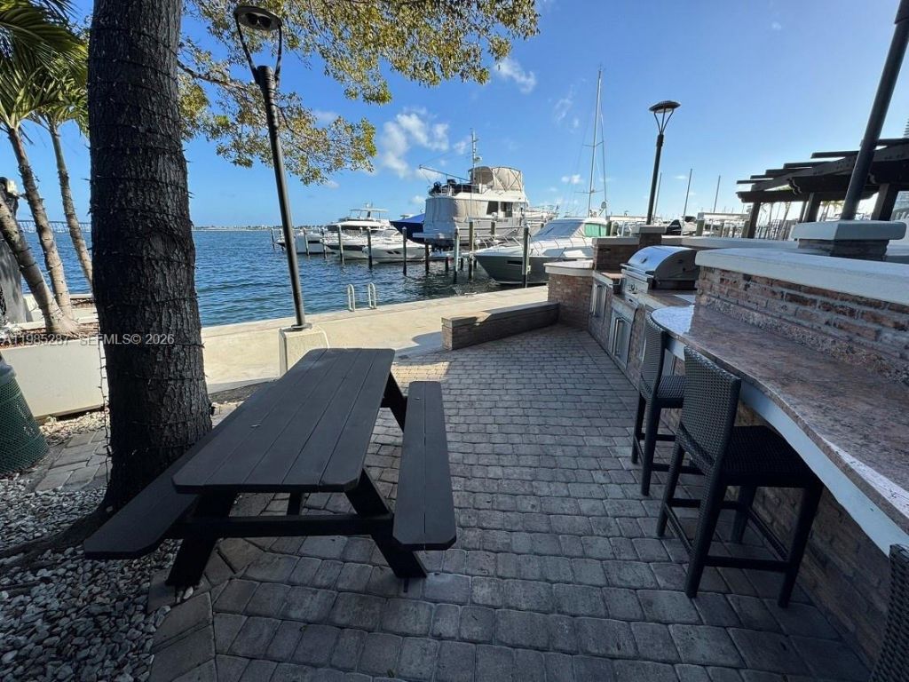 1901 Brickell Ave, Miami, FL 33129 Photo