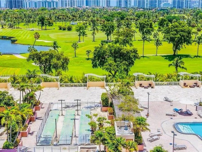 20301 W Country Club Dr , Unit 1023, Aventura, FL 33180 Photo