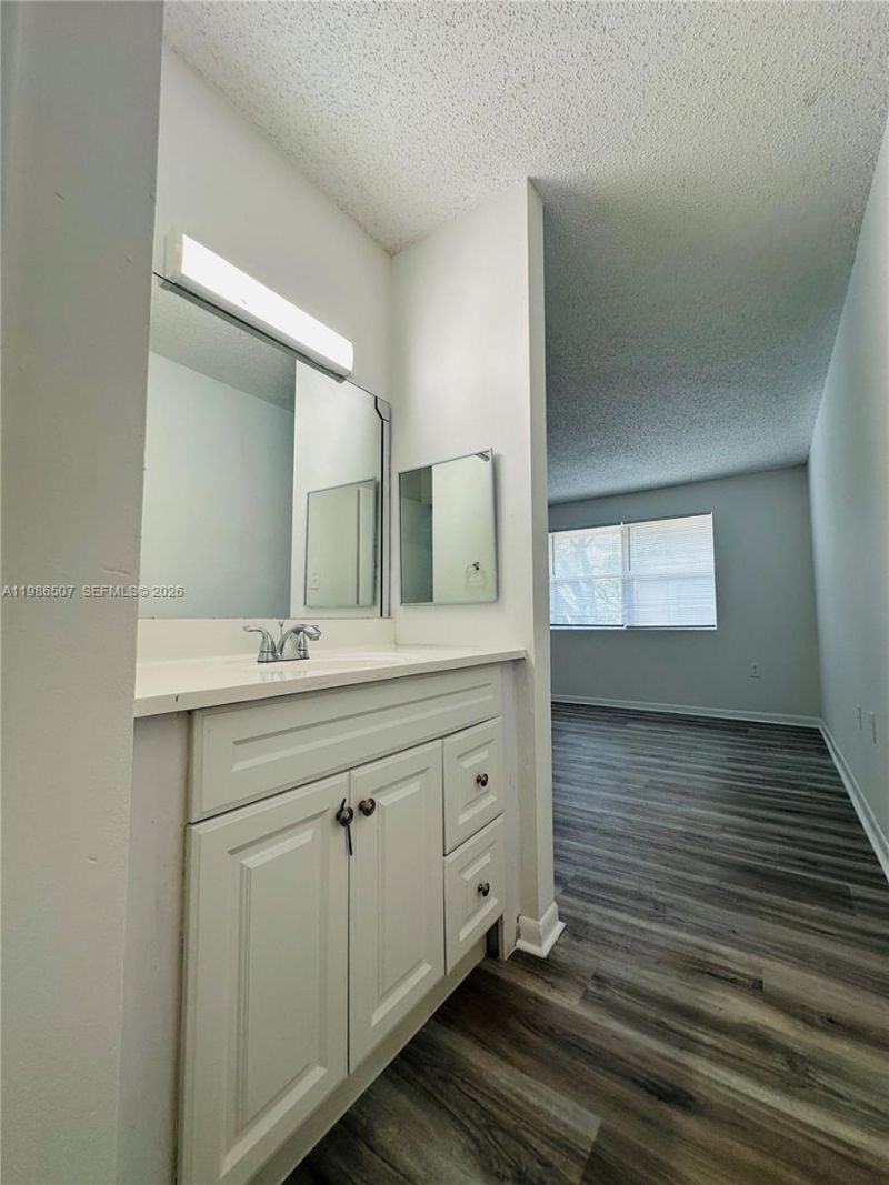 8102 SW 21st Ct, Unit 8102, Miramar, FL 33025 Photo