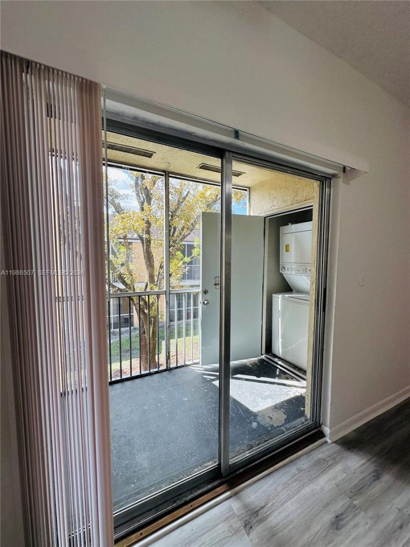 8102 SW 21st Ct, Unit 8102, Miramar, FL 33025 Photo