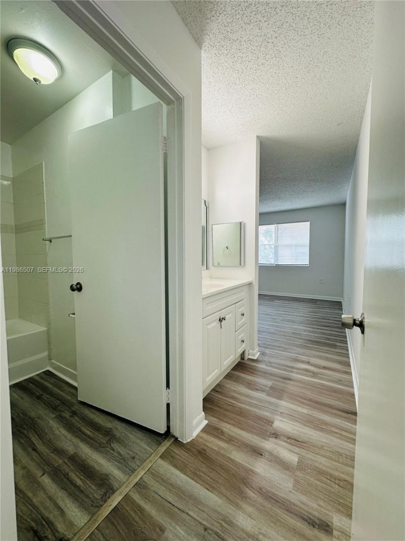 8102 SW 21st Ct, Unit 8102, Miramar, FL 33025 Photo