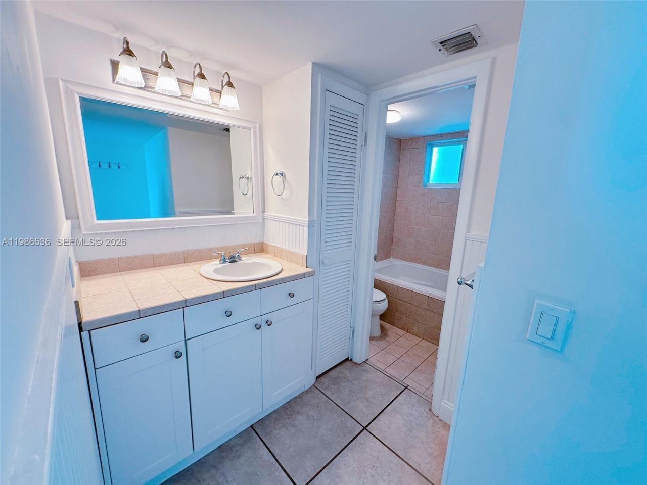 1345 Lincoln Rd, Unit 402, Miami Beach, FL 33139 Photo