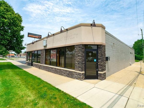 14012 Eureka Road , Southgate, MI 48195