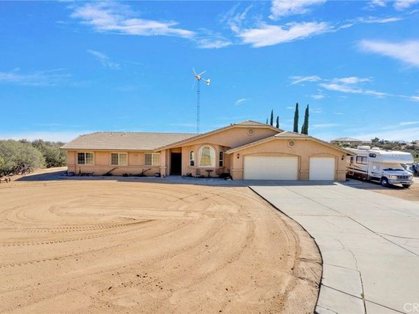 6297 Coleridge, Oak Hills, CA 92344