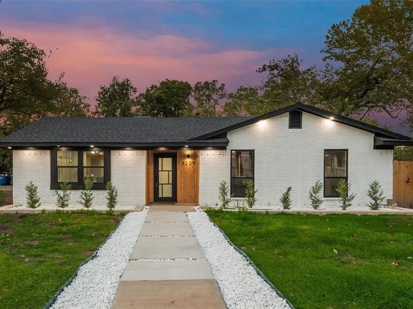 3209 Royal Lane, Dallas, TX 75229