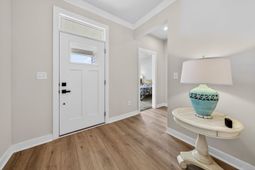 2261 Vera Way photo 4