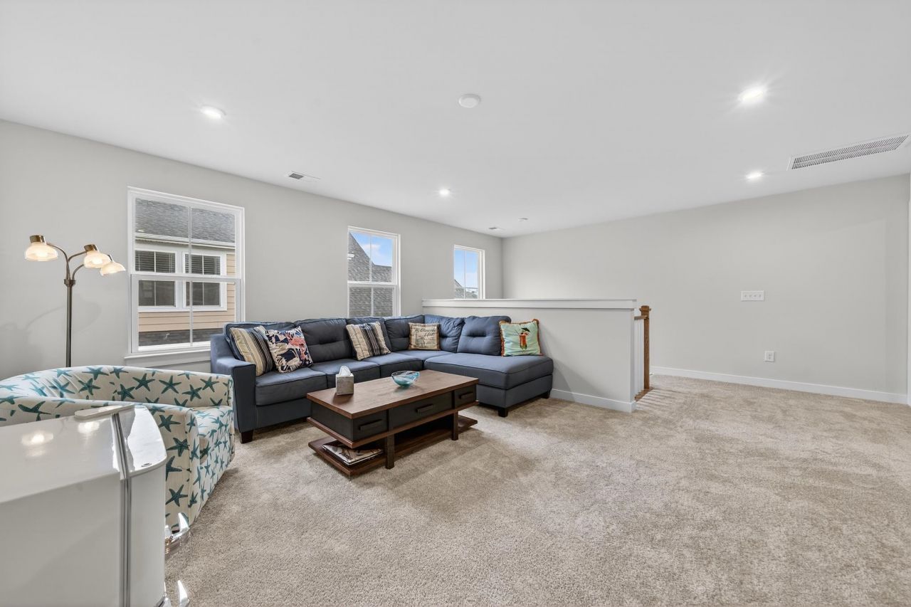 2261 Vera Way Photo 29