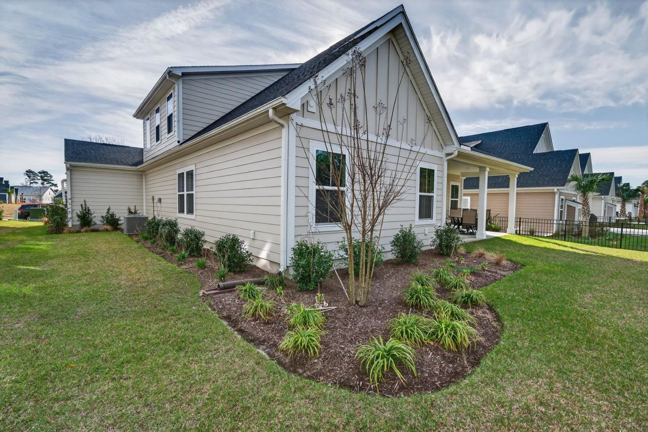 2261 Vera Way Photo 43