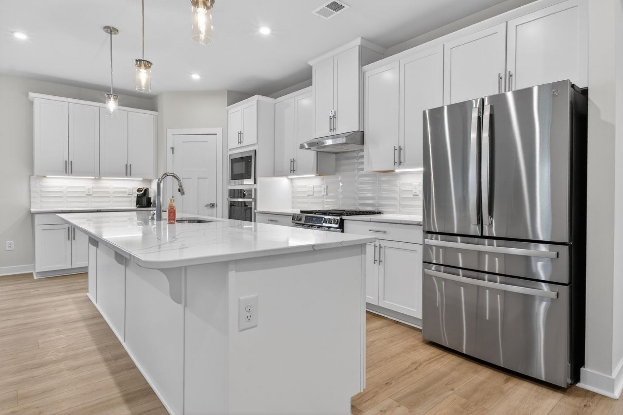 2261 Vera Way Photo 9
