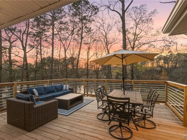 4504 Twin Lake Court, Northport, AL 35473