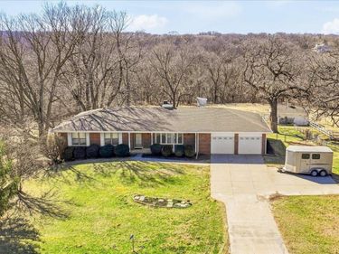 55272 230TH Street, GLENWOOD, IA 51534