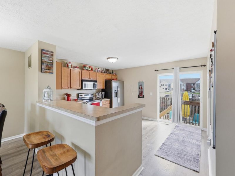 978 Hartford Village Boulevard, Columbus, OH 43228 Photo 13