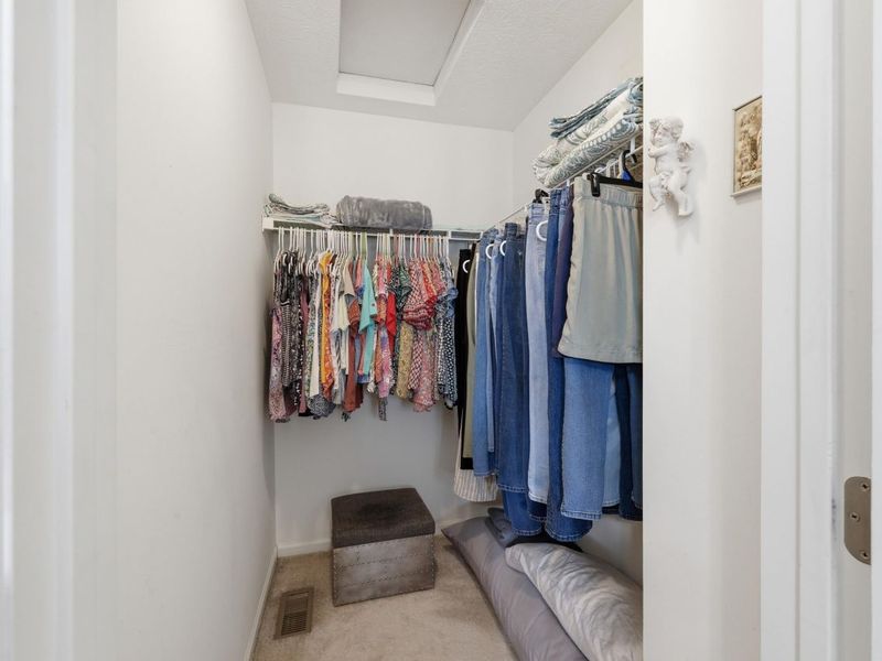 978 Hartford Village Boulevard, Columbus, OH 43228 Photo 27