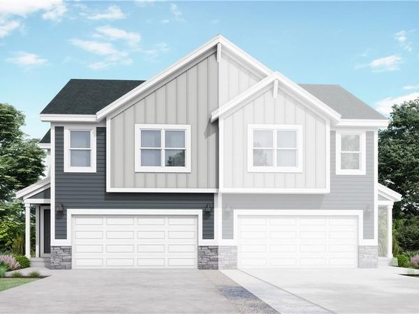 1403 S 4th Street, Louisburg, KS 66053