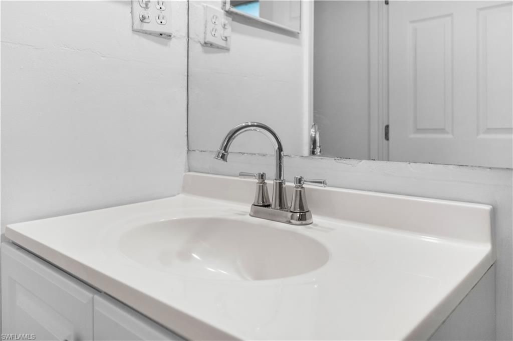 48 Victoria Dr , North Fort Myers, FL 33917 Photo