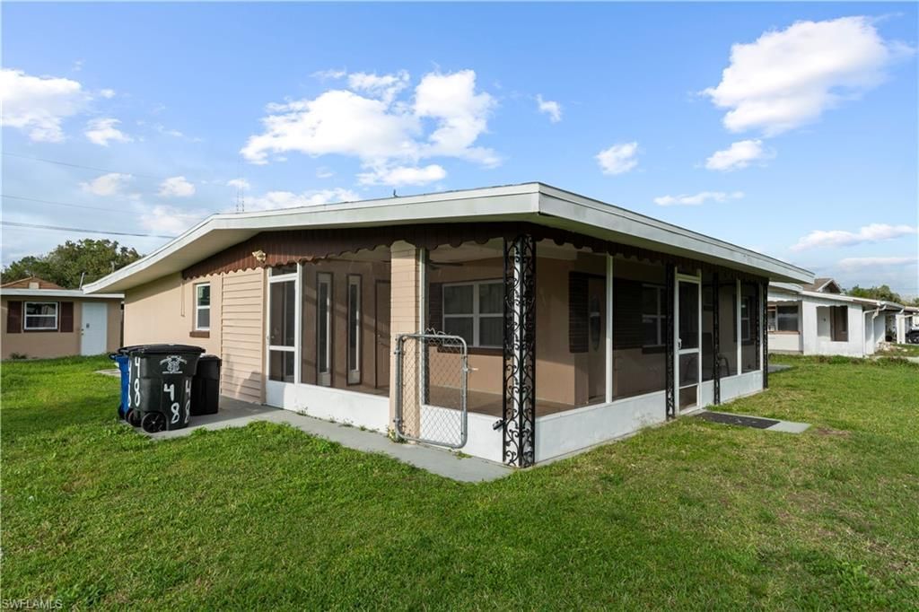 48 Victoria Dr , North Fort Myers, FL 33917 Photo