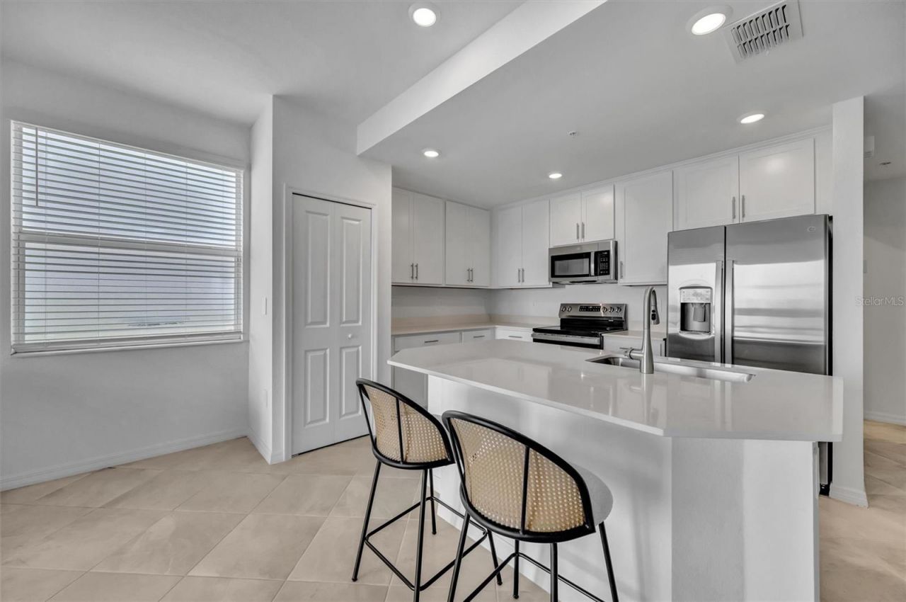 19140 Scallop Loop, Unit 108, Bradenton, FL 34211 Photo