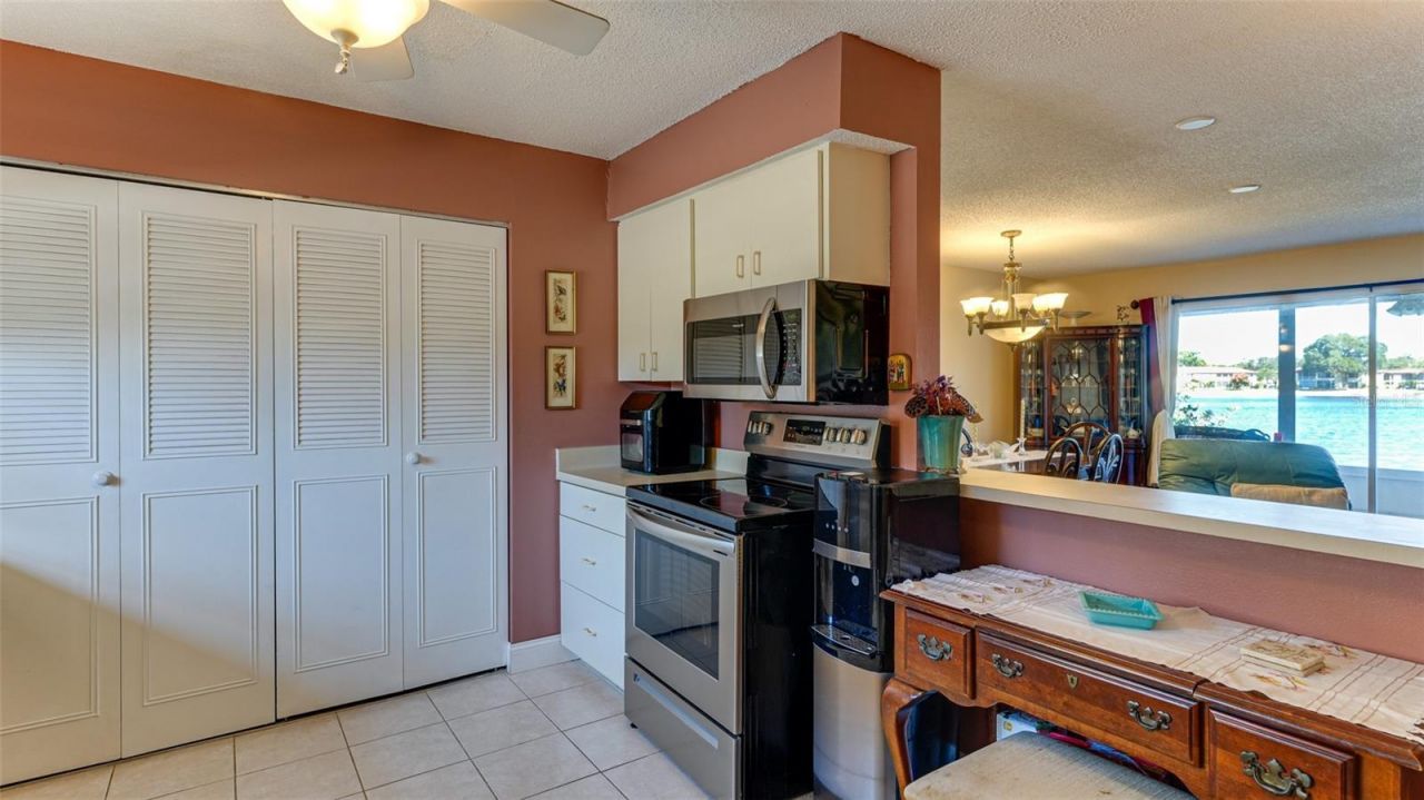 4591 Mohican Trail, Unit 137, Sarasota, FL 34233 Photo