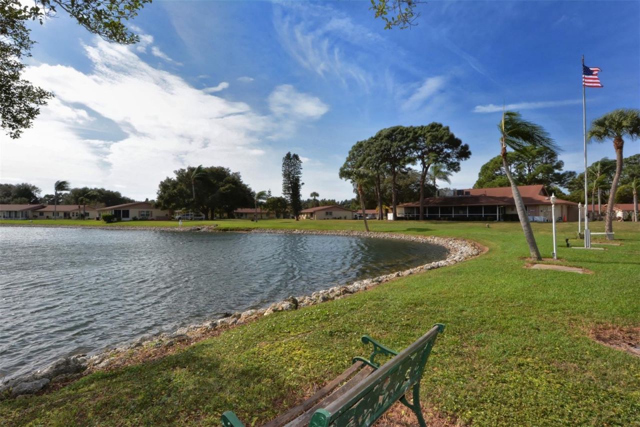 4591 Mohican Trail, Unit 137, Sarasota, FL 34233 Photo